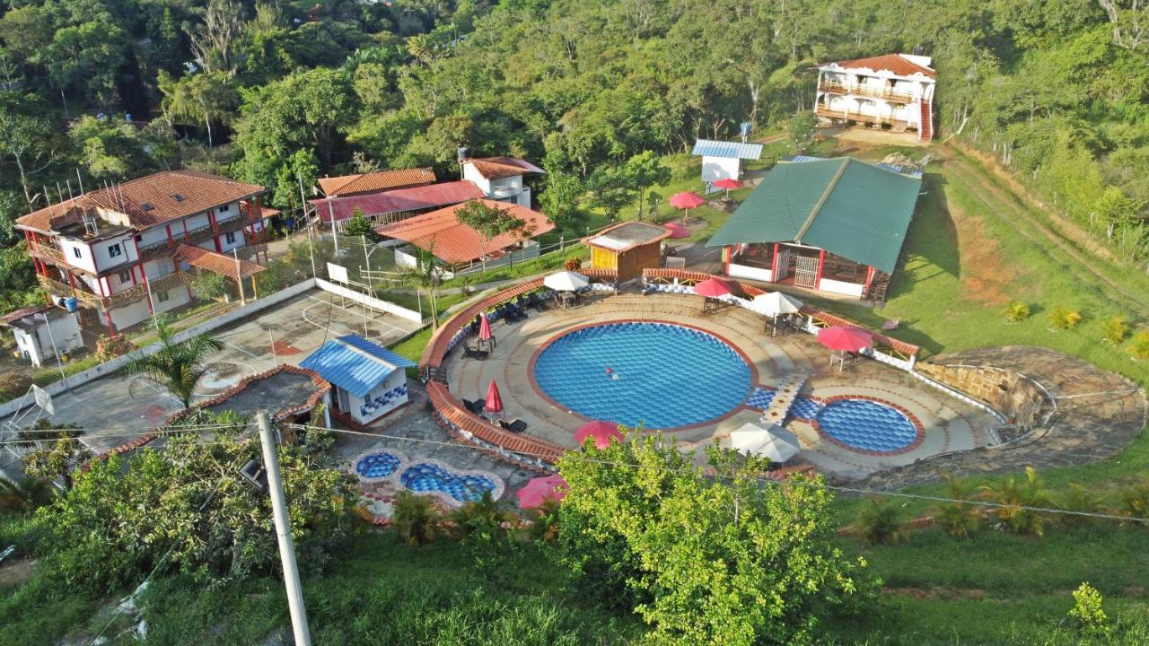 Hotel Verde Menta ซานกิล ภายนอก รูปภาพ