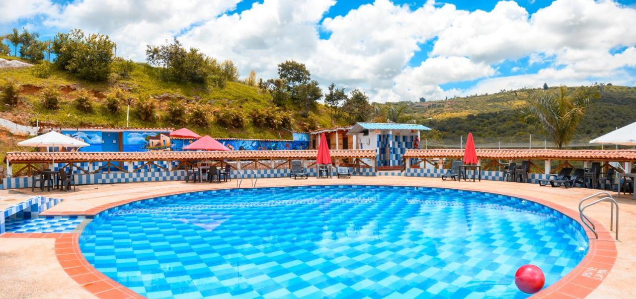 Hotel Verde Menta ซานกิล ภายนอก รูปภาพ