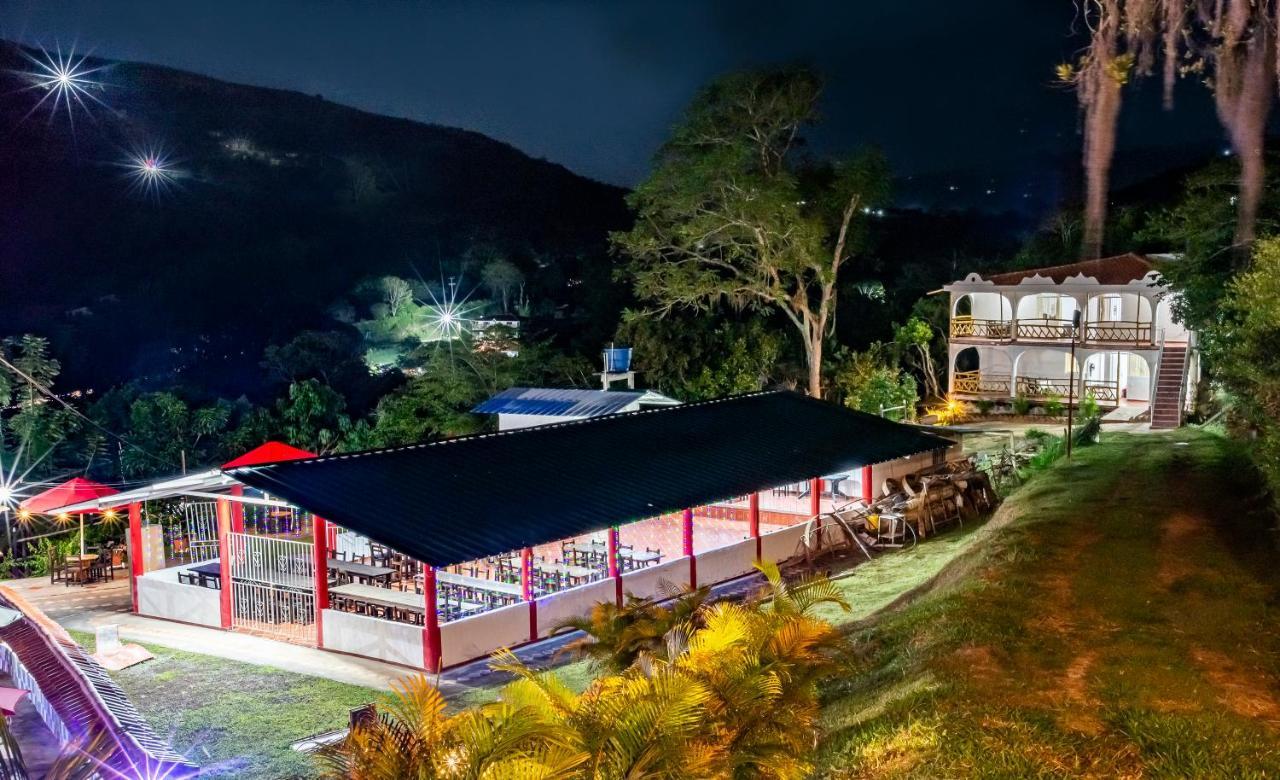 Hotel Verde Menta ซานกิล ภายนอก รูปภาพ